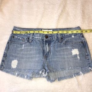 3 for $15 or 5 for $25 🌺🛍
Abercrombie & Fitch